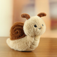 Porte-clés en peluche en gros : mini insectes mignons (chenille, escargot, coccinelle, papillon, araignée, abeille) pour cadeaux