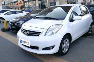 Voitures d'occasion en <span class=keywords><strong>stock</strong></span> Voiture à essence à grande vitesse à yota <span class=keywords><strong>yaris</strong></span> 2015 à yota <span class=keywords><strong>yaris</strong></span> <span class=keywords><strong>cross</strong></span> - Product Image 3