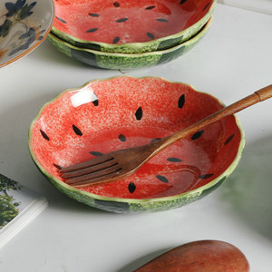 Plato de cerámica para servir sandía, pintado a mano, forma irregular, plato novedoso para fiestas, plato pequeño para aperitivos - Product Image 2