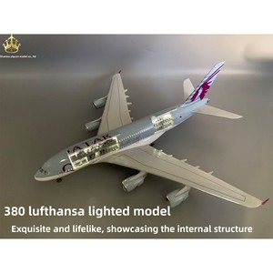 YIGUAN A380 Qatar Airways Modello di Aereo in Resina Termopolimerizzata Realistico con Doppia Porta, Luci e Ruote, Simulazione Statica, Oggetto da Collezione Artistico - Product Image 4