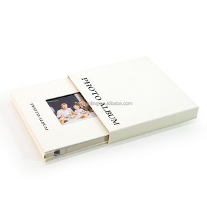 Carnet de journal <span class=keywords><strong>mensuel</strong></span> pour bébé personnalisé avec logo, couverture en lin estampée à chaud, souvenir de la croissance du bébé, livre du premier anniversaire - Product Image 1