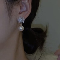 Nouvelles boucles d'oreilles pendantes élégantes et scintillantes en zircon et perles pour femmes, bijoux d'oreille