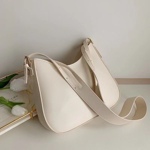 Sacs à main à bandoulière pour dames de créateur en cuir Pu à la mode Marque tendance Sacs à main avec étiquette personnalisée Quincaillerie de qualité supérieure pour femmes - Product Image 3