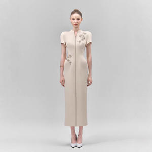 เดรสยาวเข้ารูปลายดอกไม้สำหรับผู้หญิง2026ดีไซน์<span class=keywords><strong>เวียดนาม</strong></span>ที่หรูหราพร้อมลูกปัด - Product Image 1