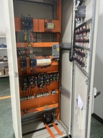 Panneau de commande électrique industriel extérieur personnalisé avec tension nominale 400V/380V