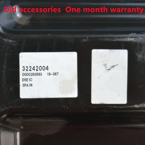 Voiture d'occasion démontage <span class=keywords><strong>S60</strong></span> moteur carte d'ordinateur S90 XC60 XC70 XC90 C70 C30 S40 V40 V90 S80L ECU carte d'ordinateur 32242004 - Product Image 2