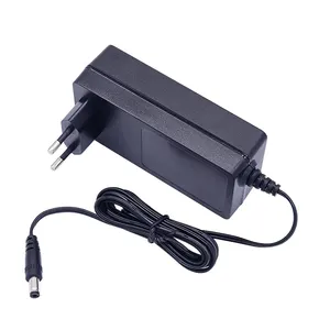 Adattatore di ricarica 12V 5A DC 5V tensione di uscita con alimentazione ignifuga ubile uu UK Plug adattatore di alimentazione