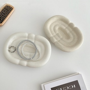 Modern Ins Art Style <strong>Ceramic</strong> <strong>Jewelry</strong> Tray Wholesale Desktop Storage <strong>Box</strong> for Rings Necklaces for Porch Dressing Table Home Use - Product Image 2