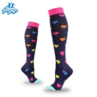 Chaussettes de compression de haute qualité pour hommes et femmes, à la mode européenne et américaine, à multiples styles, pour le sport, chaussettes élastiques