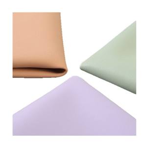 नकली चमड़े के पॉलीयुरेथेन कपड़ा युक्त कपड़े कच्चे माल के लिए कच्चे माल के लिए pu सिंथेटिक चमड़े - Product Image 5