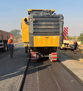 Fraiseuse à froid XM2005 à <span class=keywords><strong>prix</strong></span> abordable pour l'entretien des chaussées en asphalte et béton, largeur de fraisage de 2000 mm - Product Image 2