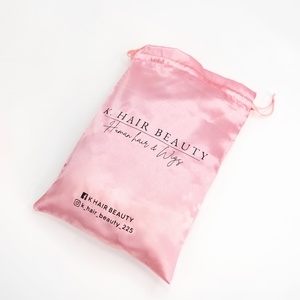 Bolsas de Regalo de Lujo de 25x35cm, Color Rosa, para Pelucas, Cosméticos, Velas Aromáticas, con Logotipo Personalizado Impreso, de Satén de Seda con Cordón - Product Image 4