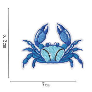 Parches Termoadhesivos Ecológicos con Bordados de Vida Marina para Gorras - Diseños de Cangrejo, Calamar y Ballena - Product Image 6