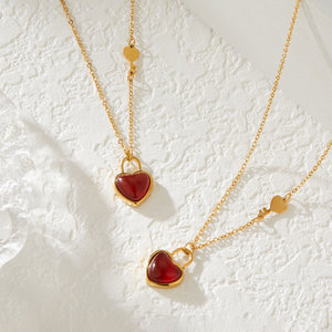 Collar de Joyería con Colgante de Corazón de Ágata Rubí Chapado en Oro de 18k, de Acero Inoxidable, Resistente al Agua y al Deslustre, con Logotipo Personalizado para Mujer - Product Image 1