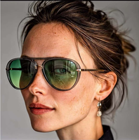 Nouvelles Lunettes de Soleil Unisexe Tendance Anti-UV400 avec Monture PC Intégrale et Double Pont pour la Conduite et le Cyclisme en Extérieur