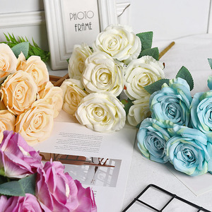 Rosas Artificiales de Seda, Flor Redonda Grande Hecha a Mano para Decoración de Bodas y Hogar - Product Image 1