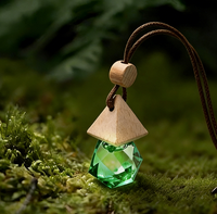 Pendentifs d'aromathérapie haut de gamme pour l'intérieur de voiture, diffuseur d'huiles essentielles, parfum longue durée, en verre, sans électricité, sans odeur