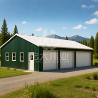 Garage préfabriqué durable pour trois voitures, structure en acier, installation rapide et conception personnalisée pour le stationnement des voitures