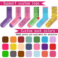 Chaussettes de sport en coton personnalisées ODM, antidérapantes, à revers côtelé, avec grip adhésif, sans couture, pour yoga, pilates et compression, motif dessin animé