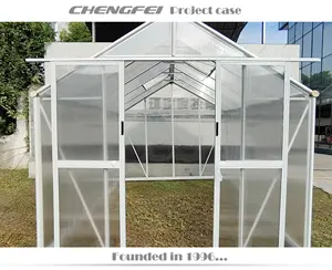 透明蔬菜步入式铝聚碳酸酯阳光面板花园冬季家庭草药温室园艺框架供应商