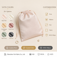 Sac de luxe en satin pour extensions capillaires, avec logo personnalisé imprimé, cordon de serrage, pochette réutilisable en soie pour vêtements et chaussures