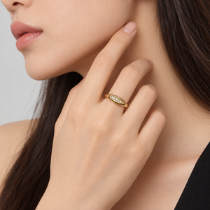 Bague sculptée en acier inoxydable doré avec zircone cubique et placage sous vide en or 14 carats - Product Image 5