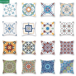 Cuscino Decorativo Moderno Quadrato con Stampa Digitale Mandala in Poliestere per Interni - Product Image 2