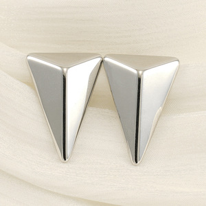 ZOGXIN Geometric Triangular Stud Earrings Gold Silver Stainless Steel Party Fashion Jewelry - Product Image 4
