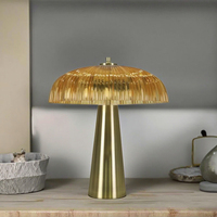 Lampe de table en fer de style européen moderne, abat-jour en verre à effet nervuré E14, pour la maison, le bureau, le salon, la décoration de chevet