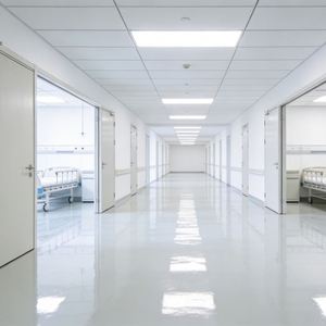 Pintura Epóxica de Grado Industrial para Pisos con Resistencia al Aceite, Antibacteriana y sin Juntas para Laboratorios y Plantas Farmacéuticas - Product Image 3