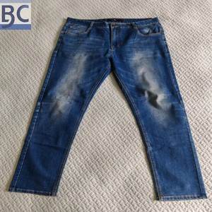 Pantaloni in Denim usati durevoli più venduti ideali per la distribuzione all'ingrosso e l'esportazione sul mercato internazionale - Product Image 3