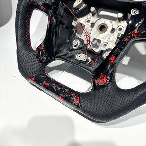 Nouveau produit avec volant en cuir perforé rouge en fibre de carbone forgée pour Silverado Denali 2010-2016, personnalisable - Product Image 3