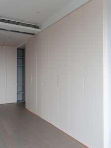 <span class=keywords><strong>Armario</strong></span> de Dormitorio Moderno y Minimalista con Puertas Plegables de Madera |   <span class=keywords><strong>Armario</strong></span> Shaker de Madera Contrachapada Blanca Elegante con Puertas Plegables de Acceso y Múltiples Capas - Product Image 2