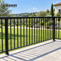 Rampe en aluminium pour escaliers et balcons, système de rampe en aluminium pour terrasse extérieure avec design moderne de rampe d'escalier
