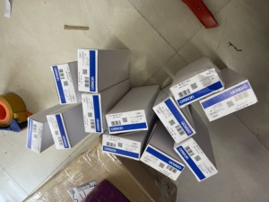 ลิมิตสวิตช์ WLC412-2LE ของแท้ใหม่ 100% - Product Image 1