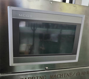 Npack Automatique Servo PLC Contrôle Shampooing Gel <span class=keywords><strong>Douche</strong></span> Déclencheur Pompe Pulvérisation Bouteille Machine De Capsulage Avec Bouchon Ascenseur - Product Image 4