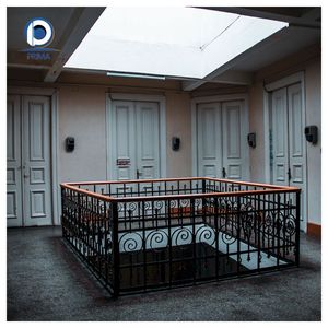 Clôture en métal personnalisée Prima, garde-corps en fer forgé personnalisé pour <span class=keywords><strong>balcon</strong></span> - Product Image 2