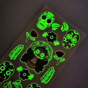 Tatouages temporaires phosphorescents en gros pour le Jour des Morts, autocollants corporels personnalisés imperméables à l'eau pour Halloween et les soirées Rave - Product Image 6
