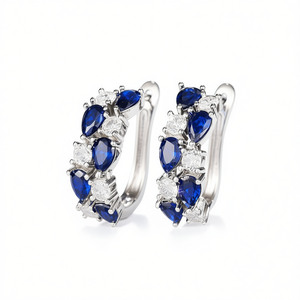 Elegantes Pendientes de Aro de Plata 925 con Zafiro Azul y Diamantes Redondos en Engaste de Garra, Joyería Clásica para Bodas de Mujer - Product Image 1