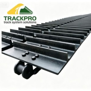 Chenille <span class=keywords><strong>de</strong></span> reforçage simple pour pelle <span class=keywords><strong>de</strong></span> 20 tonnes ; compatible avec les chenilles spécifiques au terrain plat et à la boue - Product Image 1
