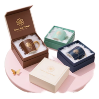 Boîte cadeau magnétique de luxe personnalisée, en carton rigide, avec doublure intérieure imprimée UV, en carton.