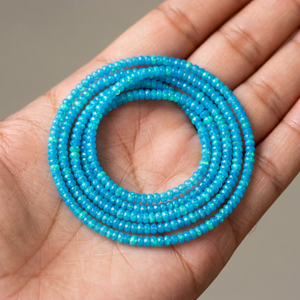 Vente en gros de pierres précieuses d'opale naturelle faites à la main, taillées en ovale, 2*3-12*14mm, effet chromatique, pour la fabrication de bijoux - Product Image 4