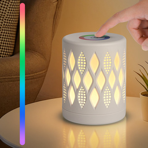 Aigostar RGB lampada da comodino bianca calda 256 colori dimmerabile Touch telecomando alla moda 5V luce notturna lampada da tavolo per bambini - Product Image 1