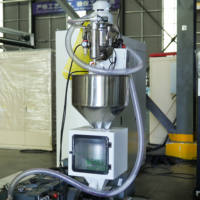 Ligne complète de production de film soufflé par co-extrusion à trois couches ABC, incluant extrudeuse, tête de mouvement et machine d'enroulement automatique