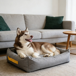 سرير حيوانات أليفة شتوي مقاوم للماء من القطيفة والدنيم مع نمط حيواني للبيع بالجملة - Product Image 1