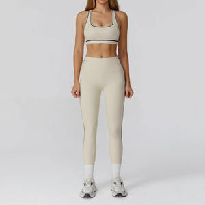 Ensemble de yoga pour femmes 2/3 pièces, leggings taille haute, soutien-gorge de sport, veste à manches longues, vêtements de fitness, vêtements de sport, survêtement pour la salle de sport et l'entraînement - Product Image 3