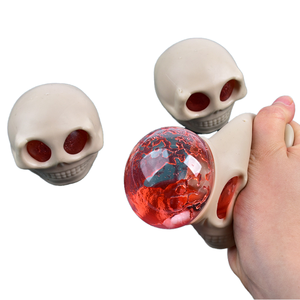 Unisex Halloween <span class=keywords><strong>Skull</strong></span> Bóp Đồ Chơi Vui Prank Lừa Cho Trẻ Em Người Lớn Nước Worm Thiết Kế Cho 5-7 Năm Bán Buôn Căng Thẳng Cứu Trợ Đồ Chơi - Product Image 1