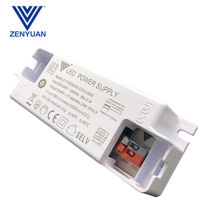 <span class=keywords><strong>Driver</strong></span> <span class=keywords><strong>Led</strong></span> ad alta PFC DC25-40V senza sfarfallio Surge <span class=keywords><strong>2.5KV</strong></span> produttore di alimentatori a luce <span class=keywords><strong>Led</strong></span> - Product Image 4