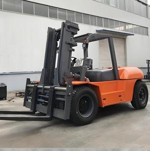 4/5/6/7/8/9/<span class=keywords><strong>10ton</strong></span> Todo en uno Tracción en las cuatro ruedas Carretilla elevadora todoterreno Montacarga Carretilla elevadora contrapesada