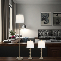 Lot de 3 lampes de table et de sol modernes à LED avec finition en bois peint à la main Lampes intelligentes pour la maison pour le salon de style traditionnel
